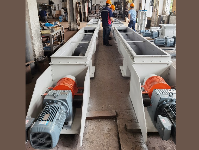 出口俄罗斯螺旋输送机工程案例